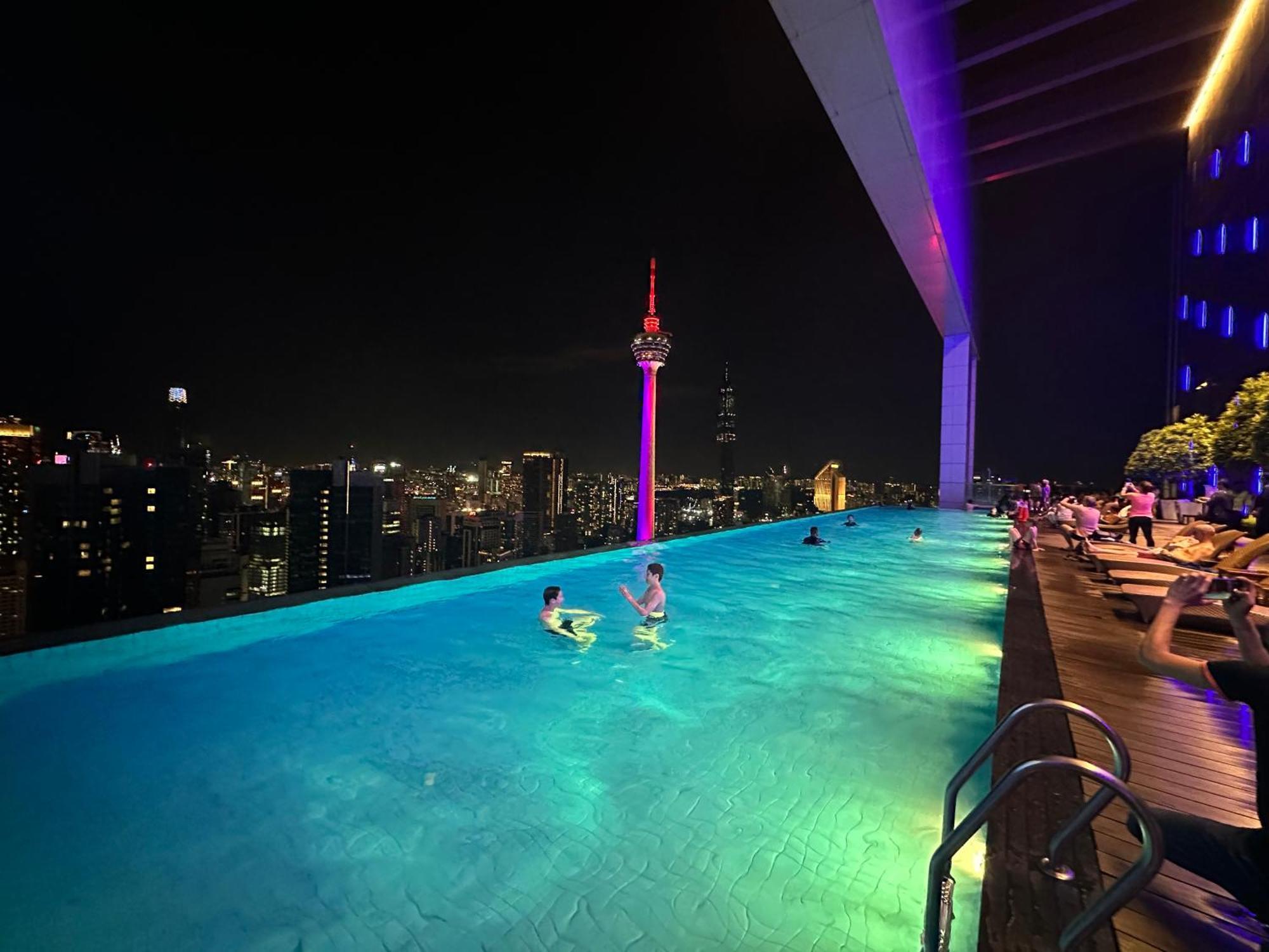 Platinum Suites By Blue Sky Kuala Lumpur Bagian luar foto